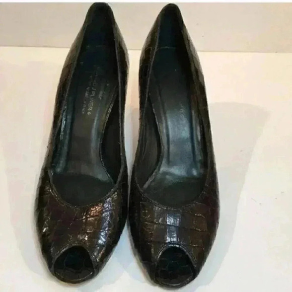 donald pliner Heels size 7 Patent Italian Leather - Picture 2 of 8